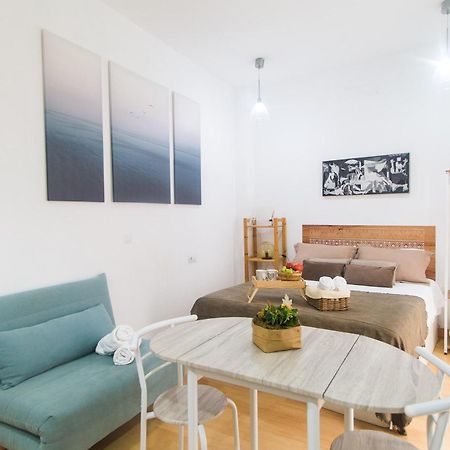 Apartamento Picasso Malaga Exterior photo